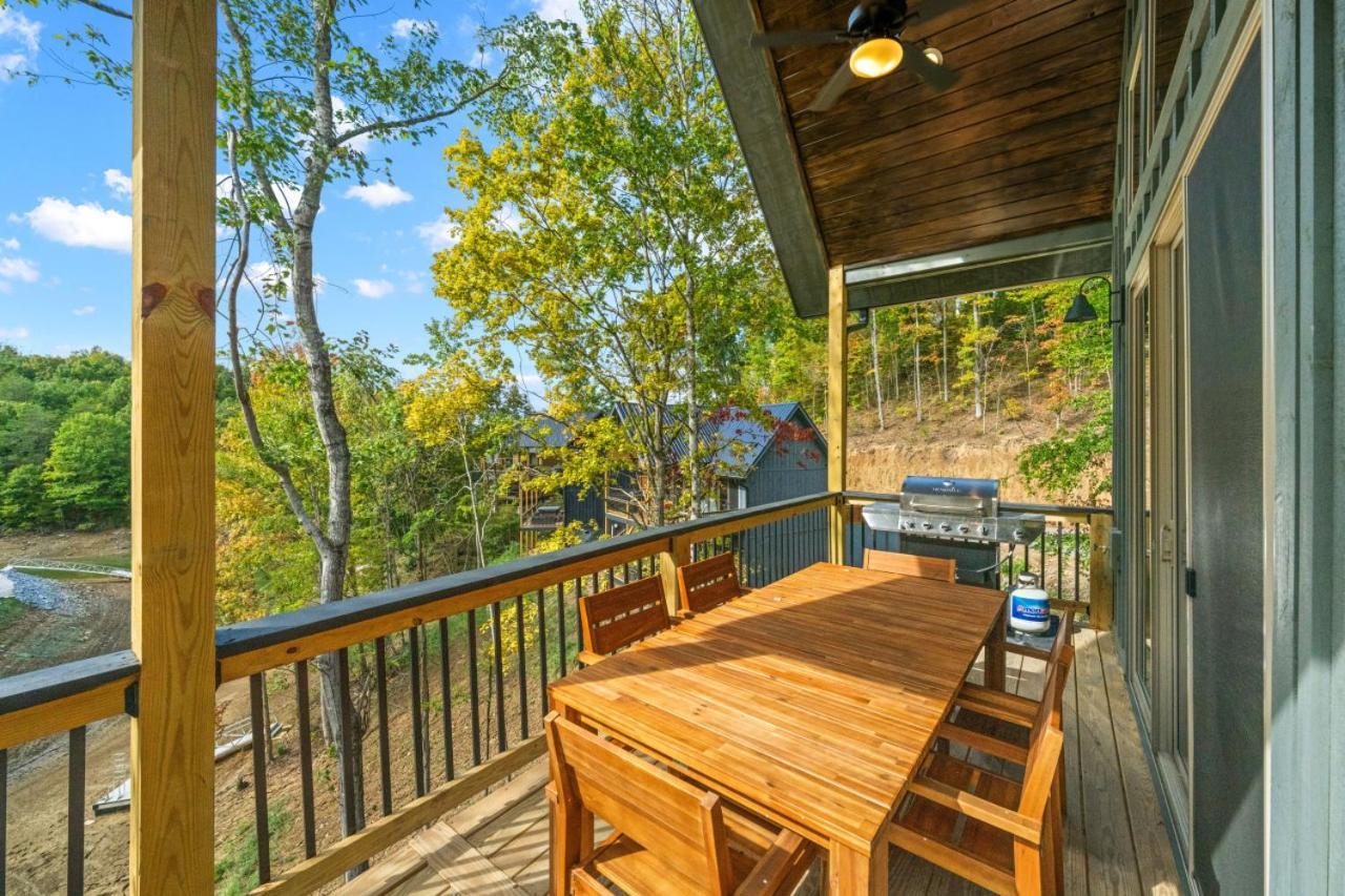 Cozy Cove Retreat W Lake View Hot Tub Firepit Dandridge Buitenkant foto