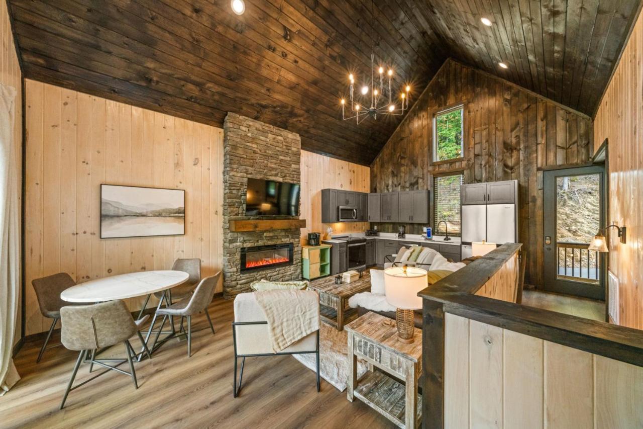 Cozy Cove Retreat W Lake View Hot Tub Firepit Dandridge Buitenkant foto