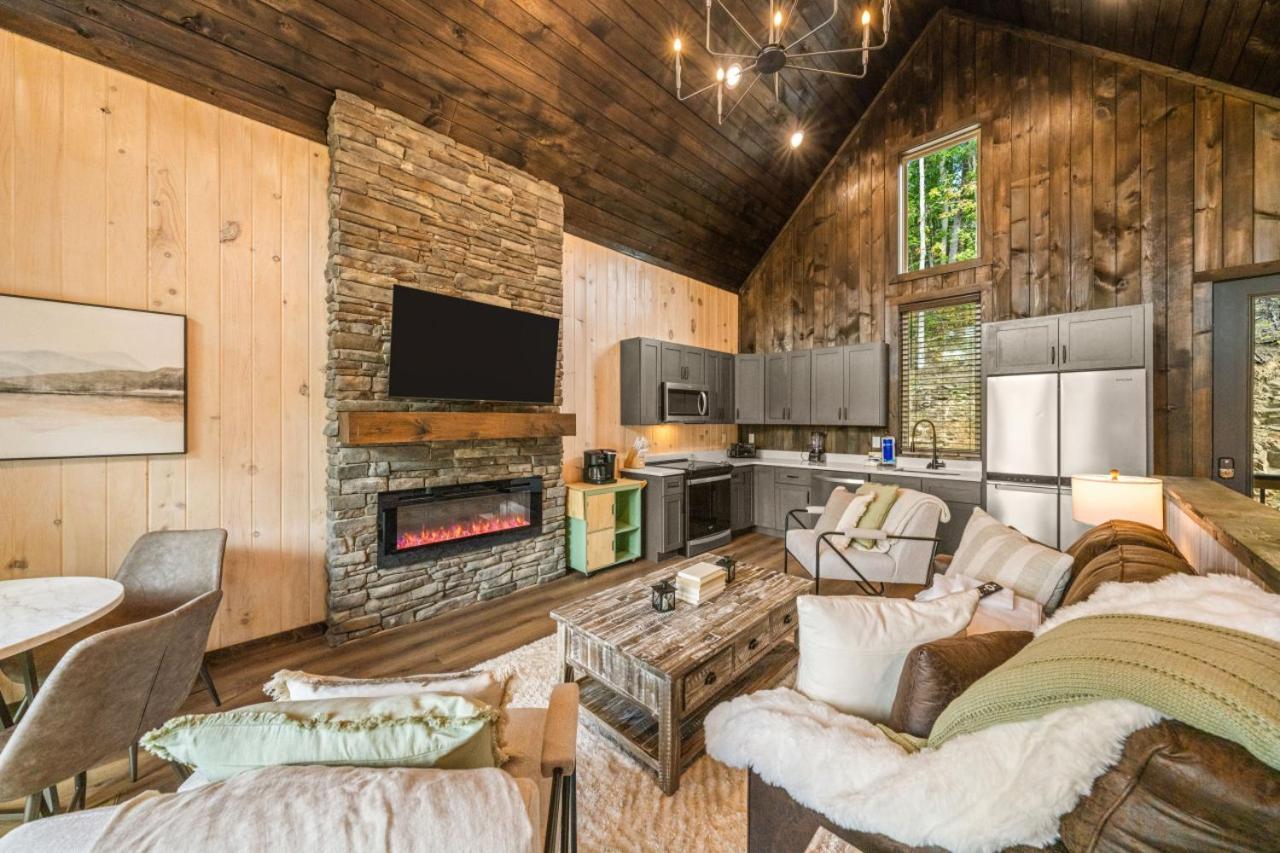 Cozy Cove Retreat W Lake View Hot Tub Firepit Dandridge Buitenkant foto