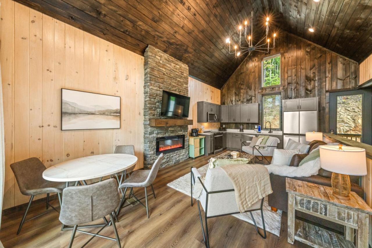 Cozy Cove Retreat W Lake View Hot Tub Firepit Dandridge Buitenkant foto